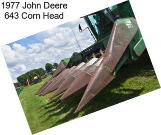 1977 John Deere 643 Corn Head