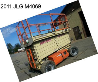 2011 JLG M4069