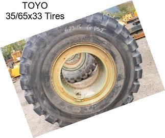 TOYO 35/65x33 Tires