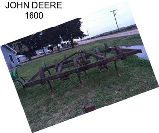 JOHN DEERE 1600