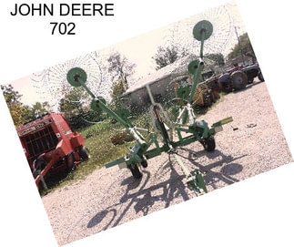 JOHN DEERE 702